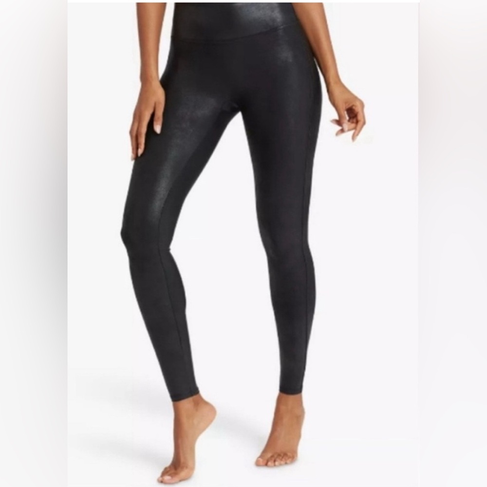 NWT Spanx Faux Leather Leggings Black size SM Petit